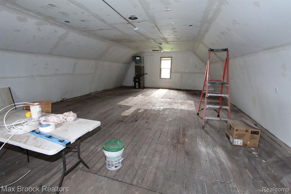 506 N NEWBURGH Road, Westland, MI — Photo 25