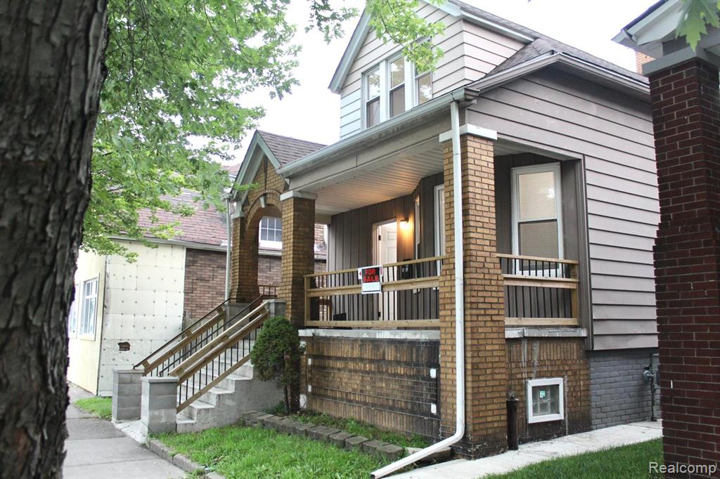 9836 Dequindre Street, Hamtramck, MI 48212 — front exterior