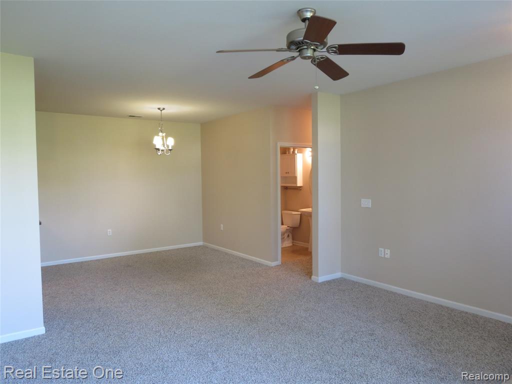 3153 Kneeland Circle, Howell, MI 48843 — Photo 4