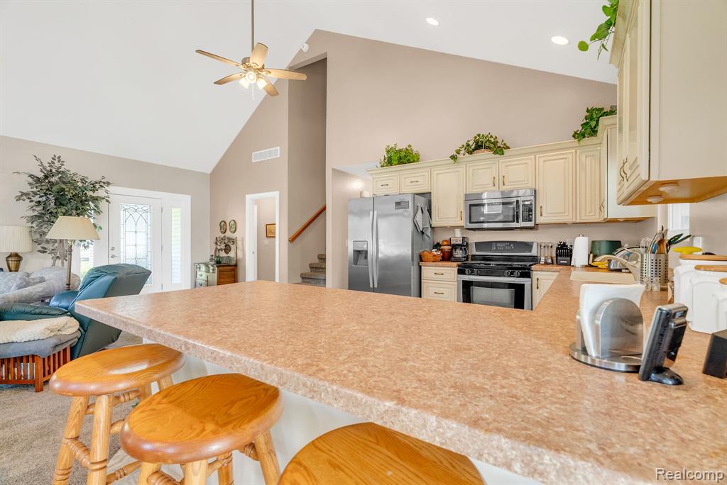 2610 Strawberry Lane, Port Huron, MI 48060 — Photo 21
