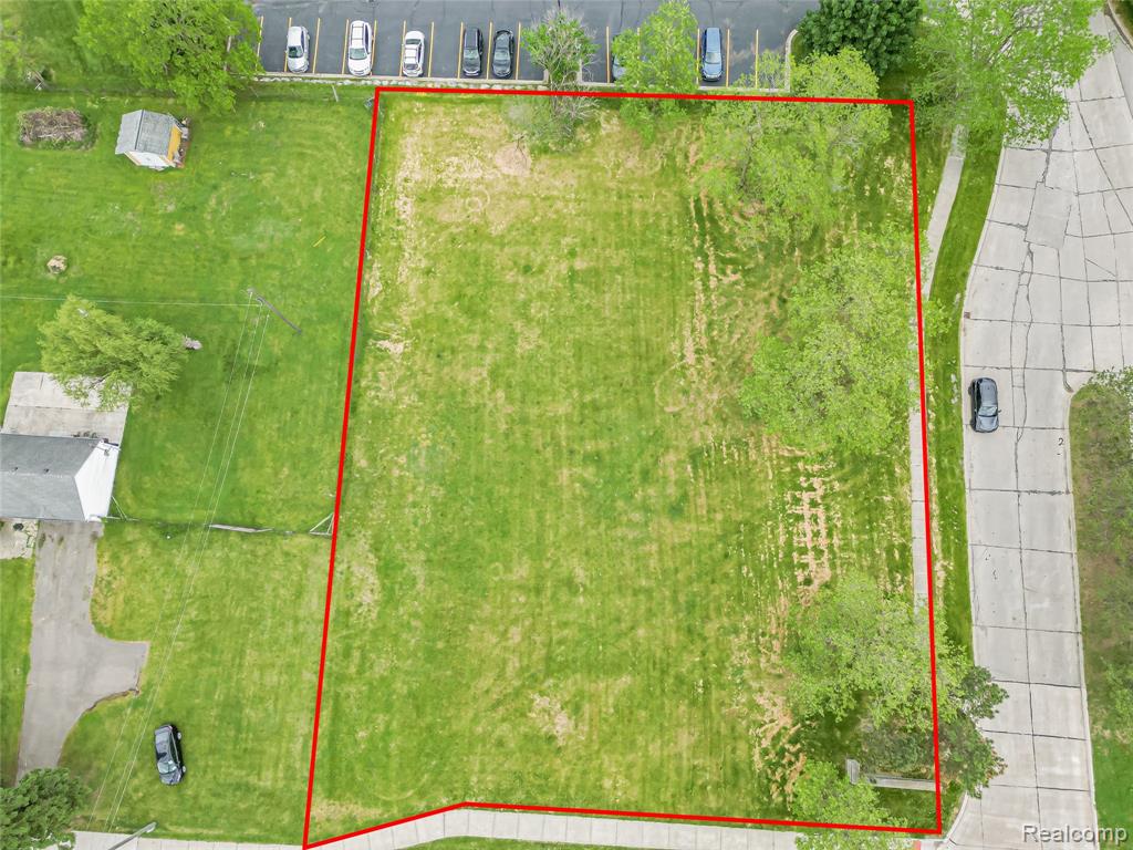 50272 Grand River Avenue, Wixom, MI — Photo 2