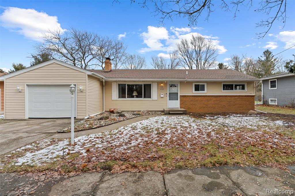 428 Sunnyside Drive, Flushing, MI 48433 — Photo 3