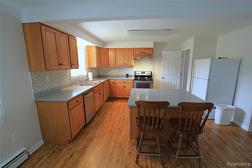 5404 Miller Road, Swartz Creek, MI 48473 — Photo 11
