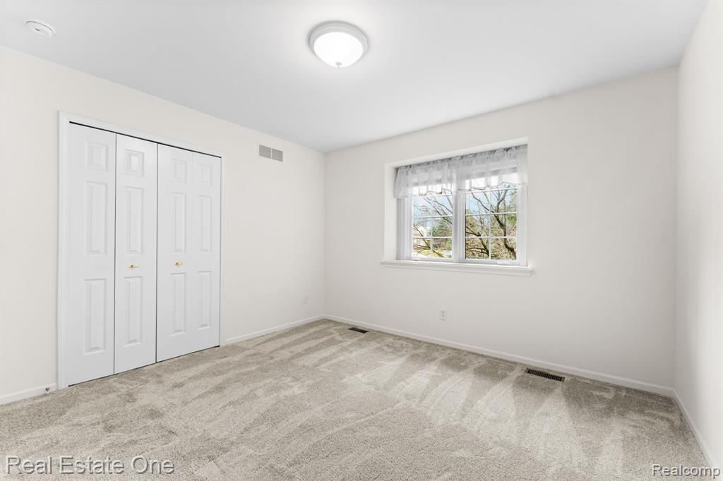 9305 Rotondo Drive, Howell, MI 48855 — Photo 20