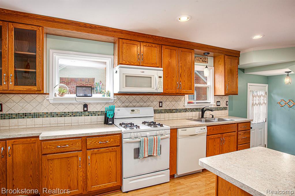 95 High Street, Mount Clemens, MI 48043 — Photo 12