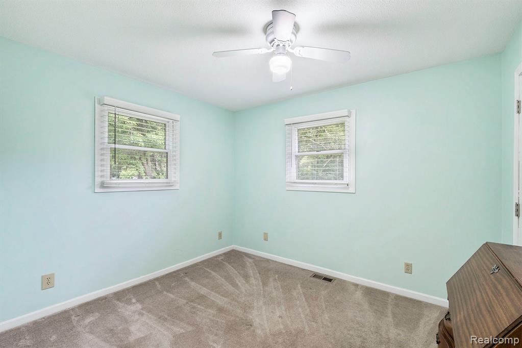 6343 Clovis Avenue E, Flushing, MI 48433 — Photo 20