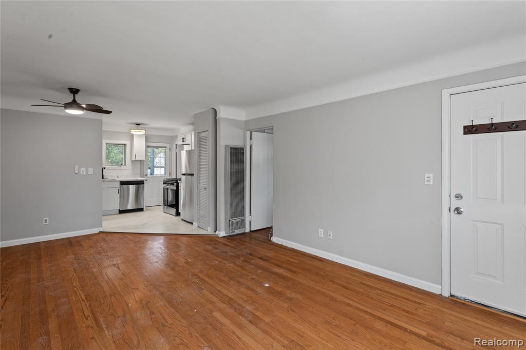 505 Main Street S, Clawson, MI — Photo 19