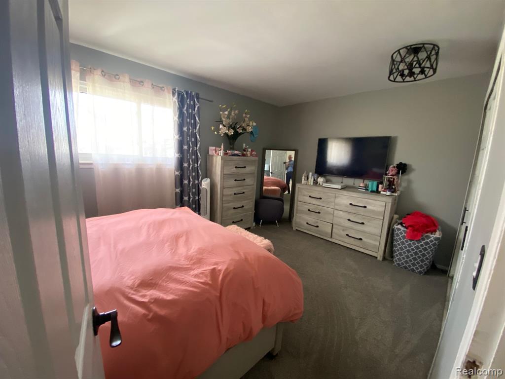 5225 ORCHARD GROVE Drive, Flint, MI 48507 — Photo 5