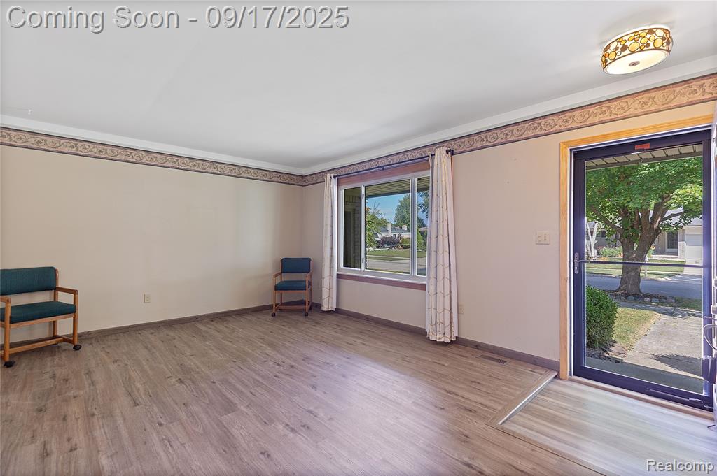 41885 Coulon Drive, Clinton Twp, MI 48038 — Photo 5