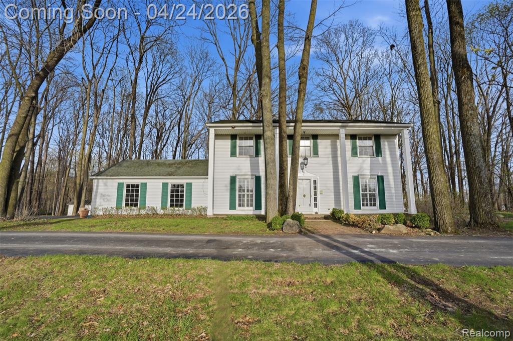 6808 Salem Road, Plymouth, MI 48170