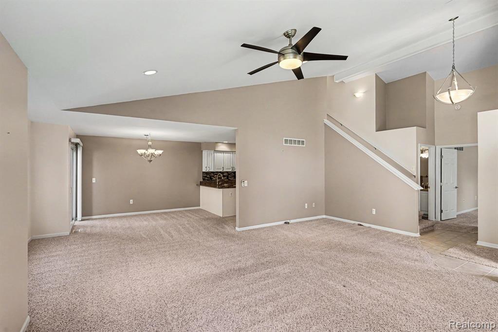 6076 Evergreen Lane, Grand Blanc, MI 48439 — Photo 2