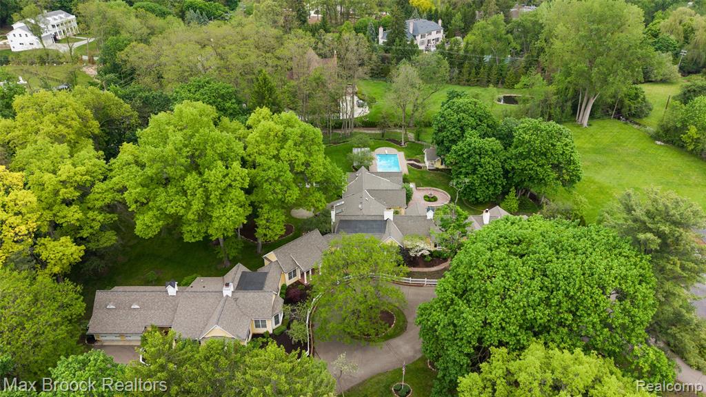 760 Lone Pine Road, Bloomfield Hills, MI 48304 — front exterior