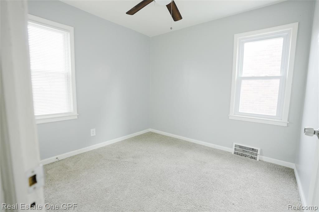 7702 Patton Street, Detroit, MI 48228 — Photo 17