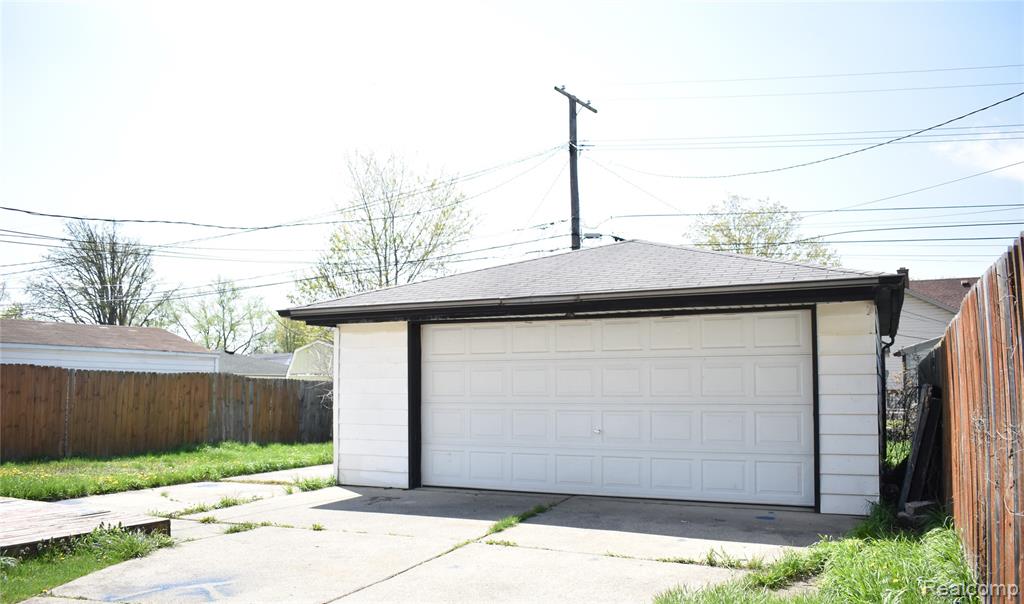 7019 Cardwell Street, Garden City, MI — Photo 14