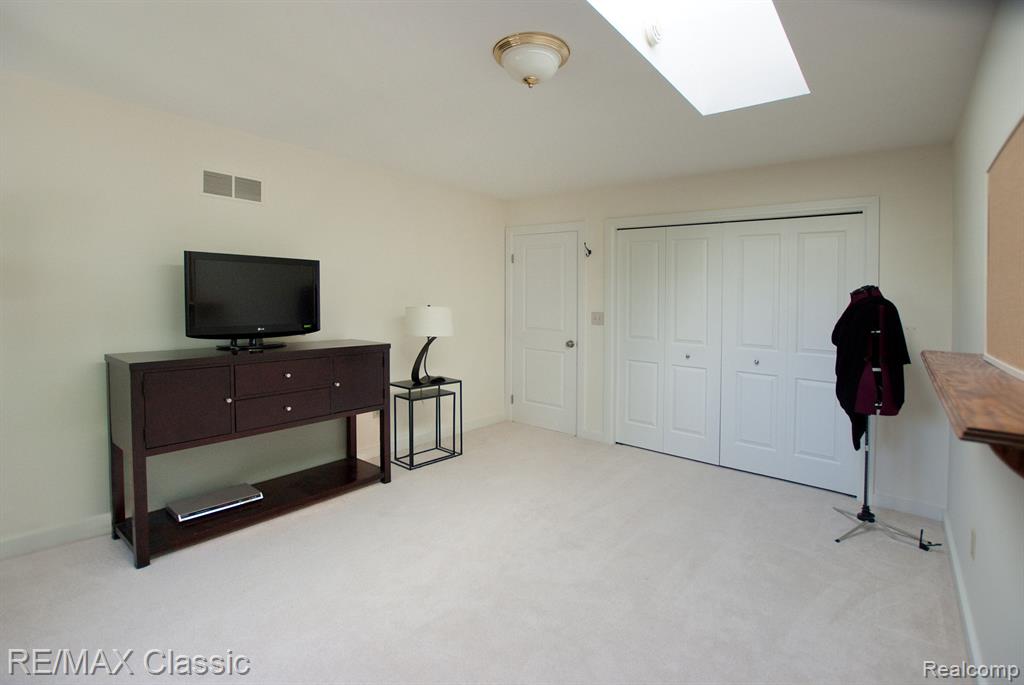 218 Whitlock Street, 10, Saline, MI 48176 — Photo 22