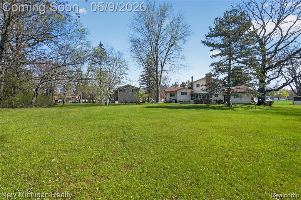 4291 HallMark Court, Flint, MI 48532 — Photo 48