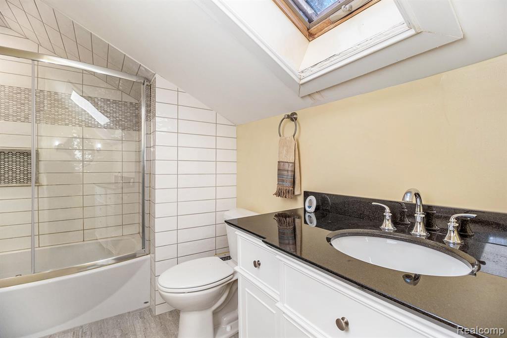 66 E Shore Drive, Whitmore Lake, MI 48189 — Photo 27