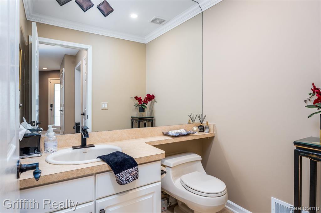 4524 GLEN EAGLES Drive, Brighton, MI 48116 — Photo 25