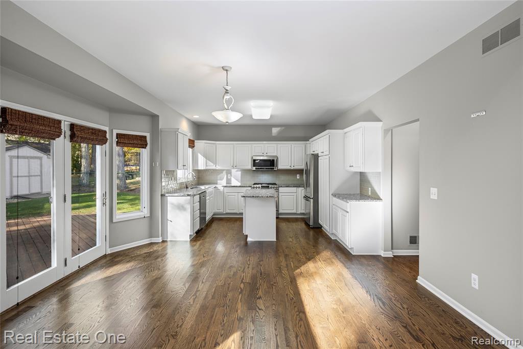 4659 Camelina Street, Commerce Twp, MI 48382 — Photo 23