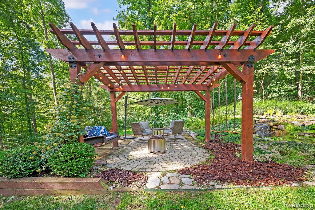 10568 Garr Road, Berrien Springs, MI 49103 — Photo 4