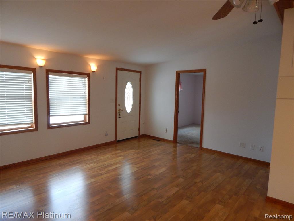 10321 E Lovejoy Road, Perry, MI 48872 — Photo 14