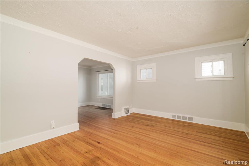 967 Alberta Street, Ferndale, MI 48220 — Photo 4