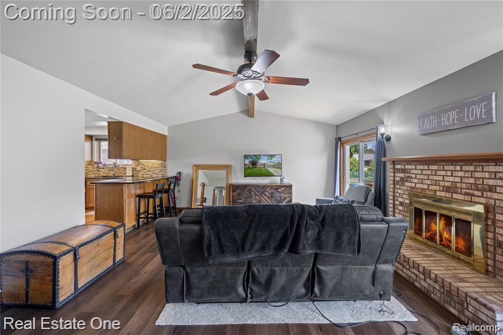 40252 Kraft Drive, Sterling Heights, MI 48310 — Photo 13