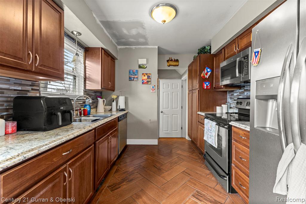 4306 Elizabeth Street, Wayne, MI 48184 — Photo 14
