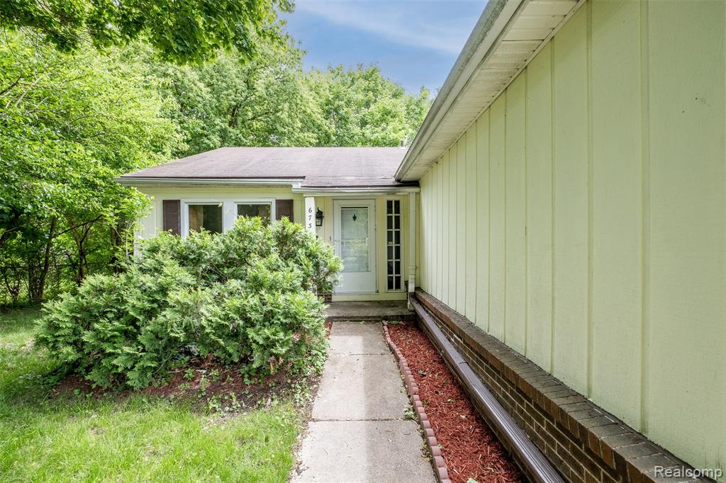 6733 ARDSLEY Drive, Canton, MI 48187 — Photo 5