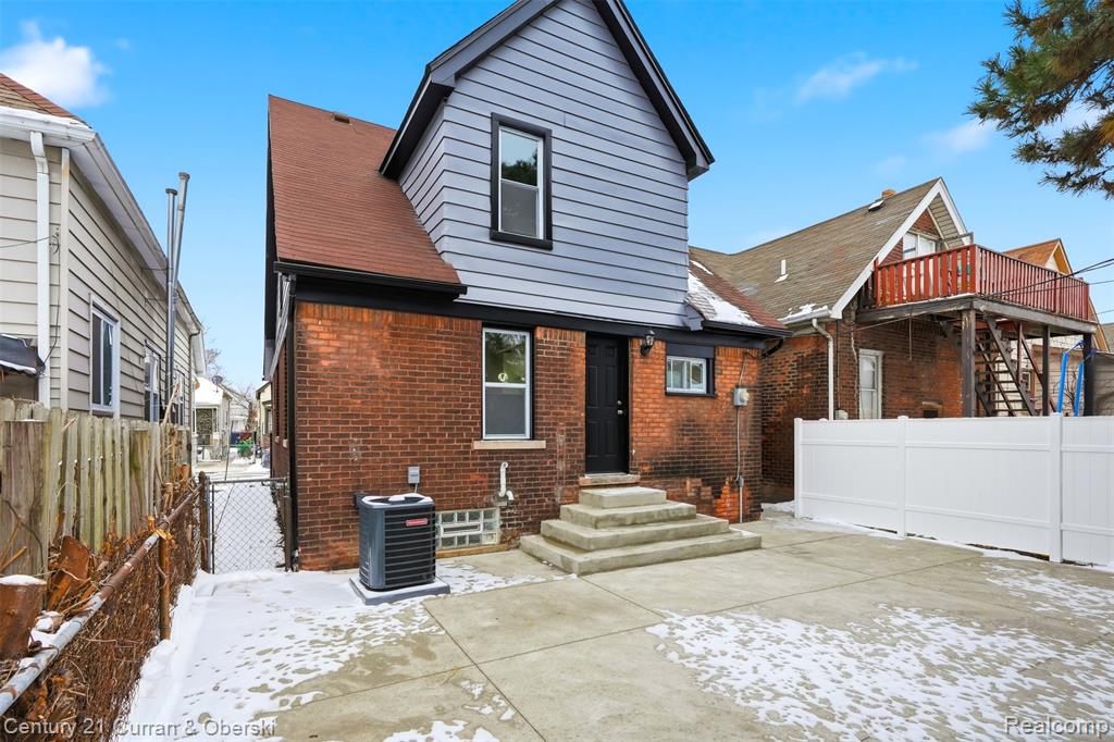 8063 Gartner Street, Detroit, MI 48209 — Photo 34