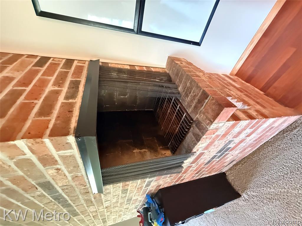 2949 E Hillside Drive, Midland, MI 48640 — Photo 11