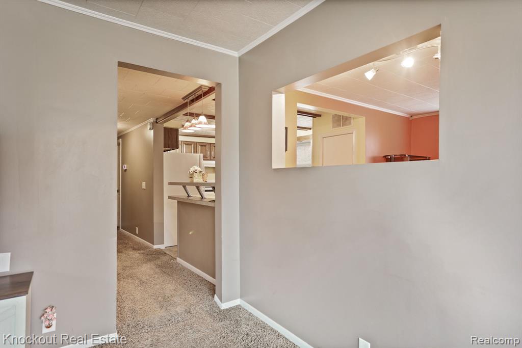 213 E Maple Street, Vassar, MI 48768 — Photo 9