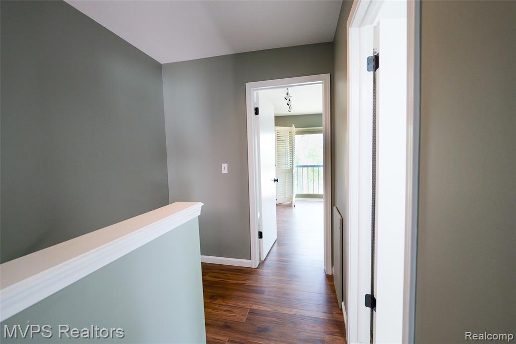 804 S Oak Brook Ridge Drive, 149, Rochester Hills, MI 48307 — Photo 18
