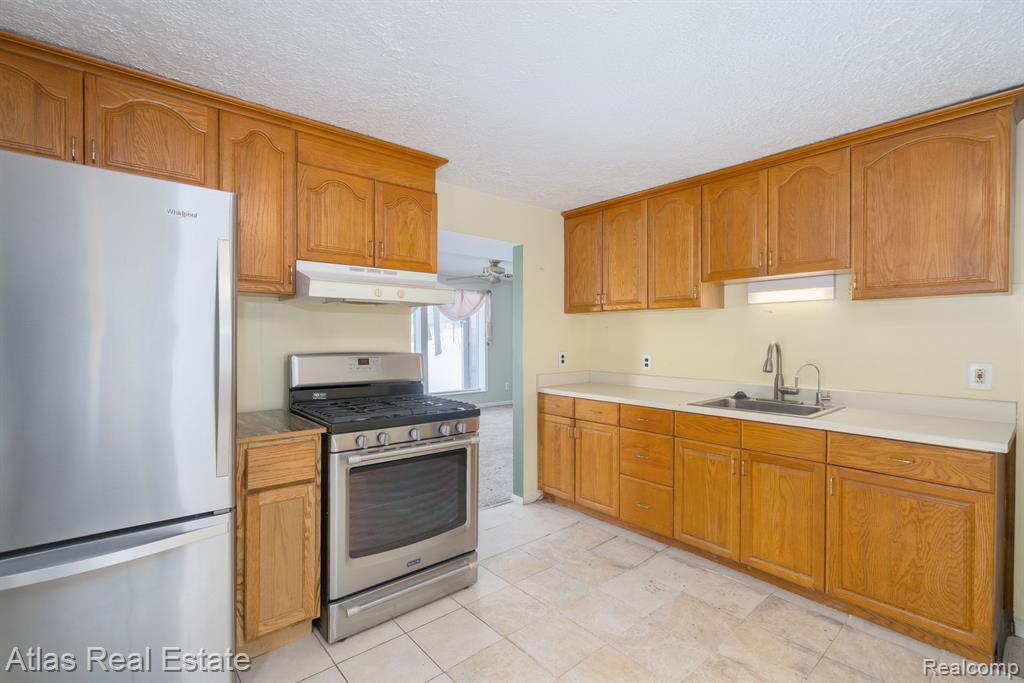 10128 Dar Lane, Goodrich Vlg, MI — Photo 22