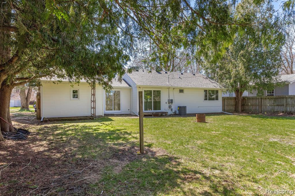 291 ALMONT Avenue, Almont, MI 48003 — Photo 30