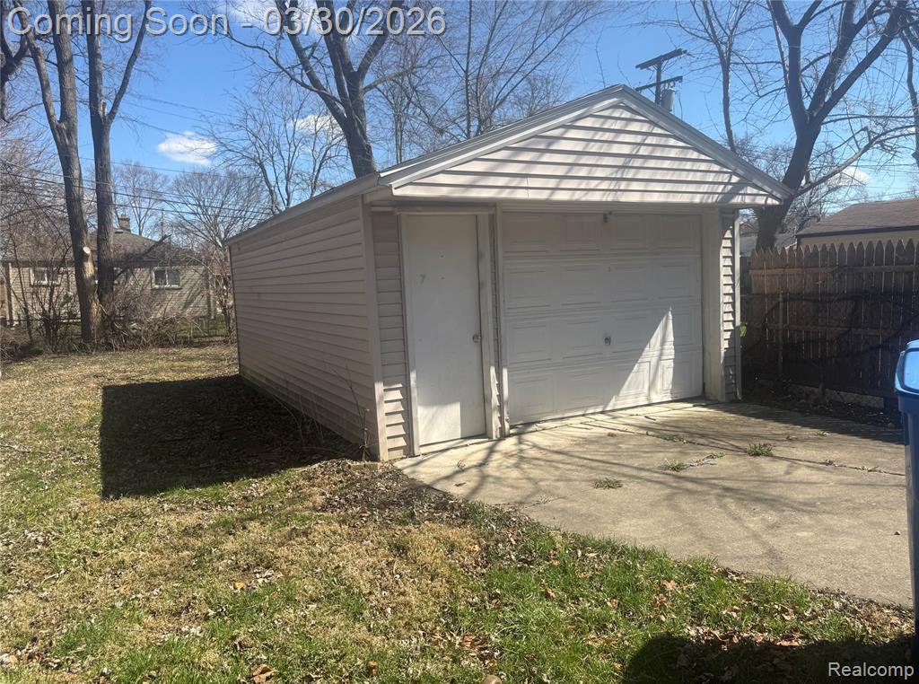 4631 ZIEGLER Street, Dearborn Heights, MI 48125 — Photo 17