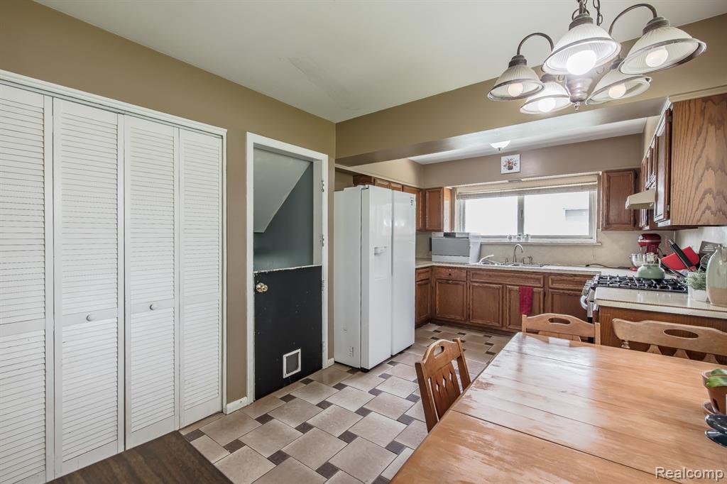 Photo for 36335 Weideman Street, Clinton Twp, MI 48035 - Listing #20251002596 36335 Weideman Street, Clinton Twp, MI 48035