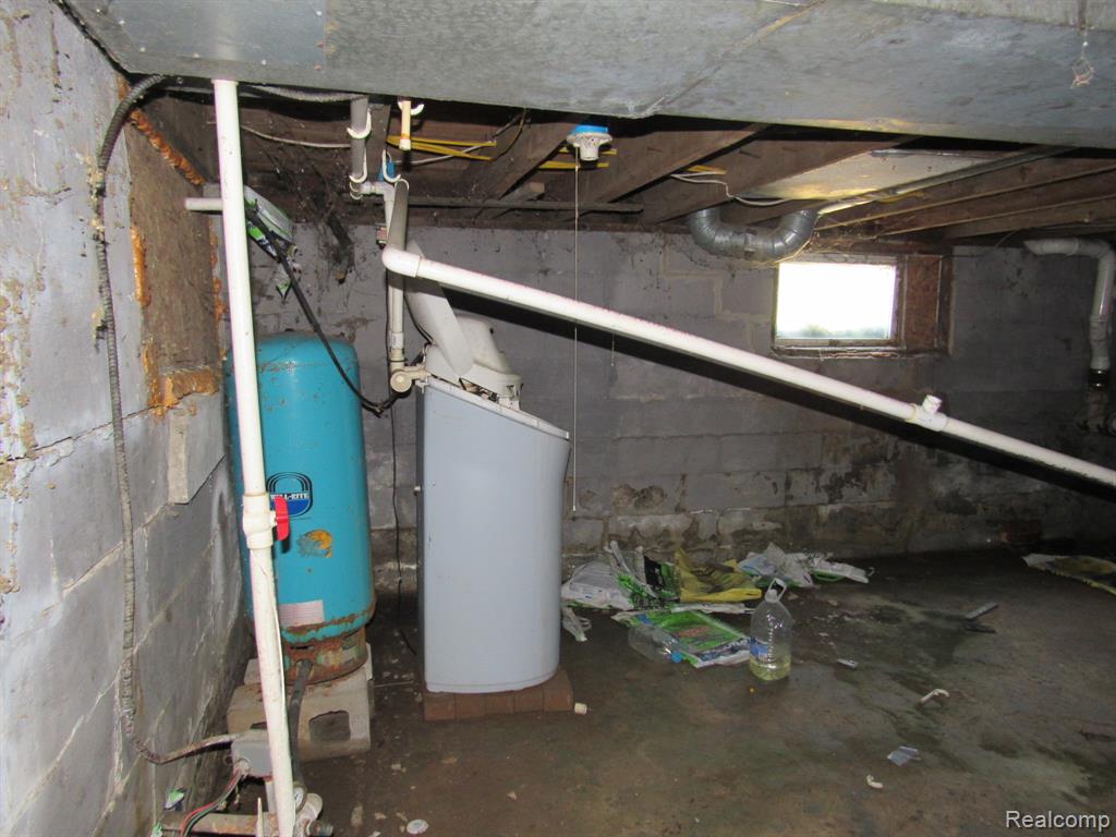 695 W Cass Avenue Road, Bay City, MI 48708 — Photo 31