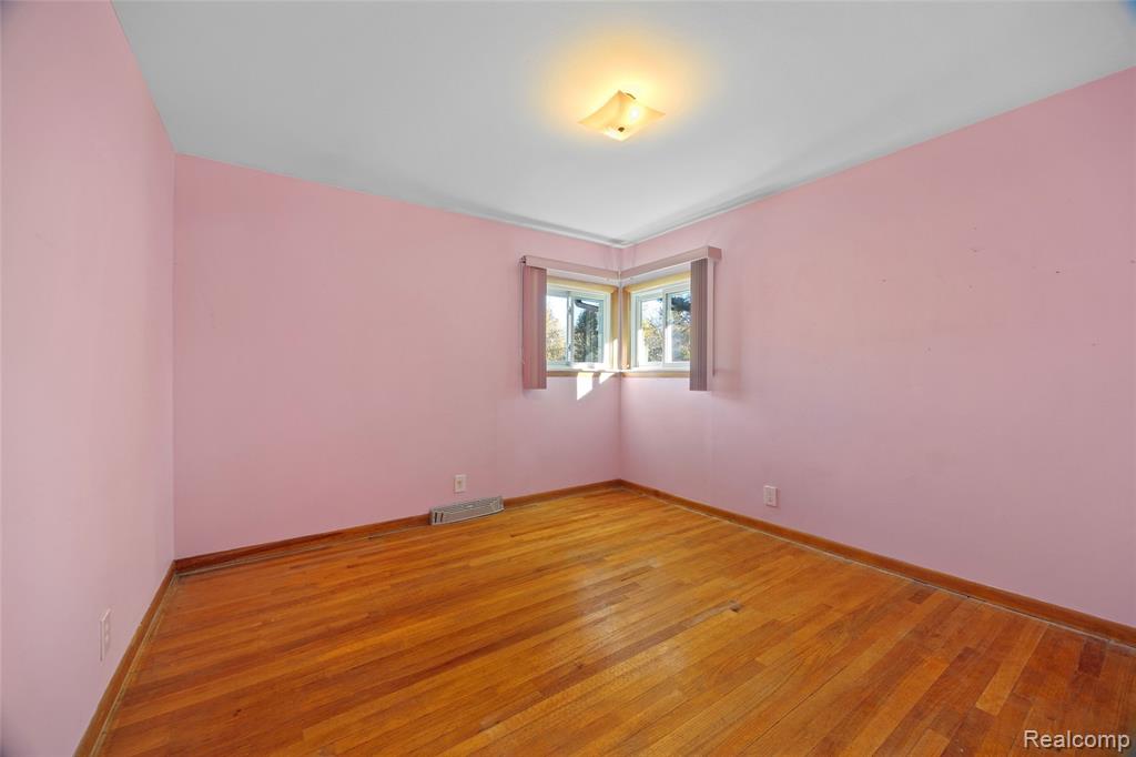 6135 Whittaker Road, Ypsilanti, MI 48197 — Photo 26