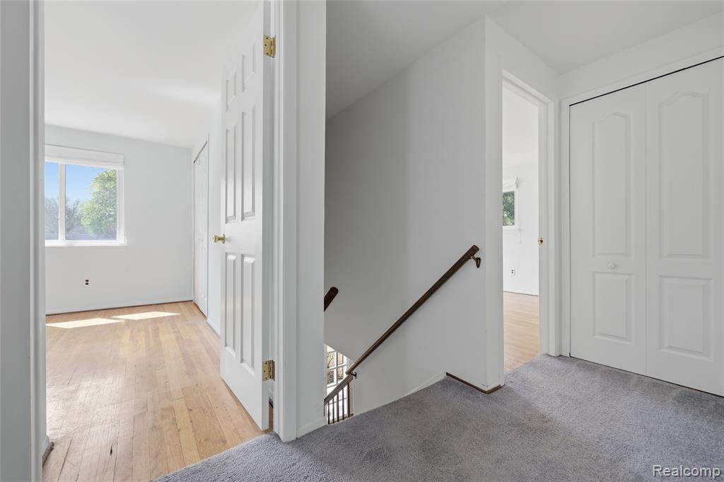 2229 Hillcrescent Drive, Troy, MI 48085 — Photo 19