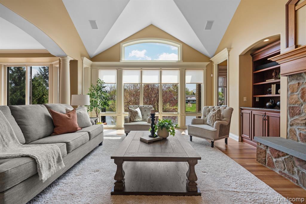 433 John R, Milford, MI 48381 — Photo 14