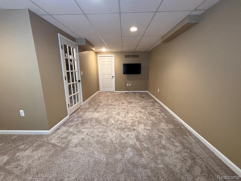 2695 Homewood Drive, Troy, MI 48098 — Photo 35