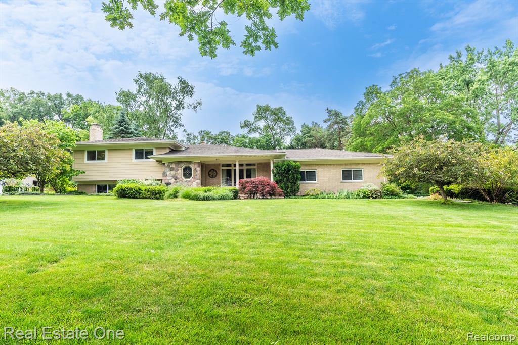 915 BRANTFORD Road, Rochester, MI 48306 — front exterior
