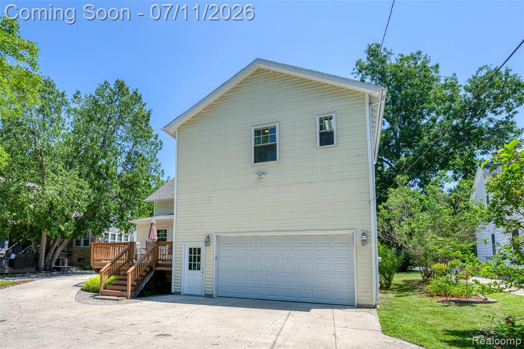 904 N Michigan Avenue, Howell, MI 48843 — Photo 37