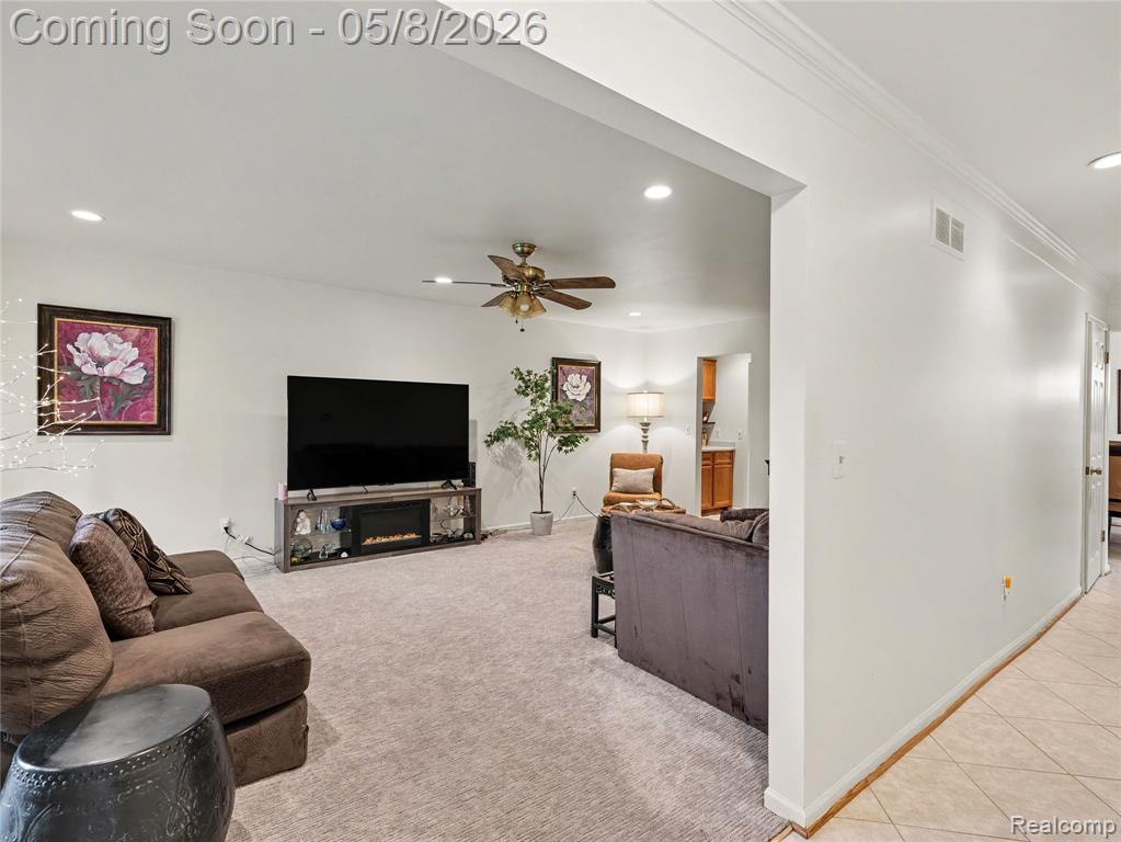 15596 Huntcliff Drive, 40, Macomb, MI 48044 — Photo 5