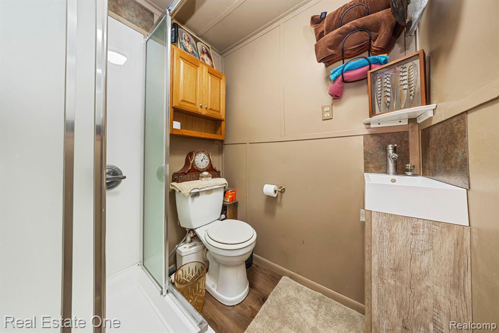 200 E CANYON Drive, Milford, MI 48380 — Photo 30