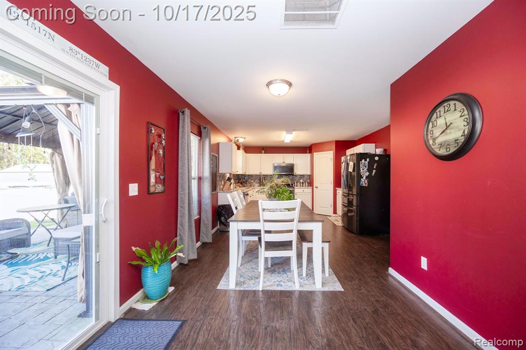 410 Natures Way, Carleton, MI 48117 — Photo 27