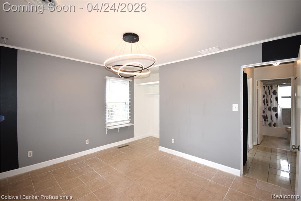 10311 Saratoga Street, Oak Park, MI 48237 — Photo 8