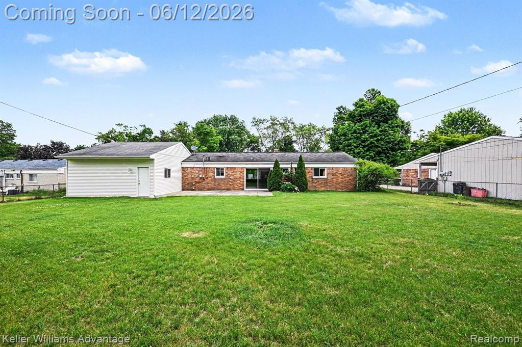 1669 Ashstan Drive, Walled Lake, MI 48390 — Photo 33