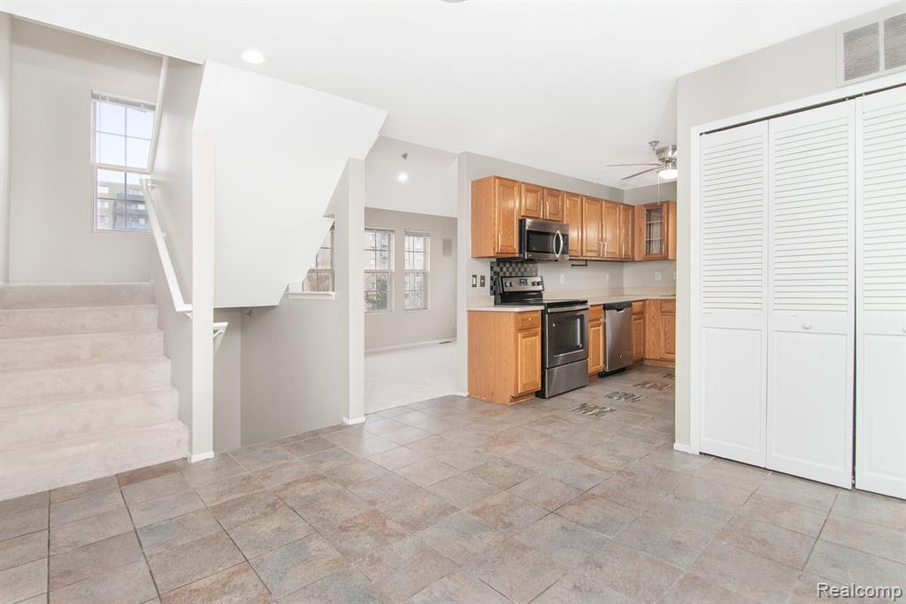 23250 POPLAR Drive, Southfield, MI 48075 — Photo 14